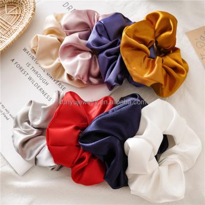 China Custom logo hair scrunchies of the best quality satin fabric Hair Beauty.gifts simple color satin for women for sale