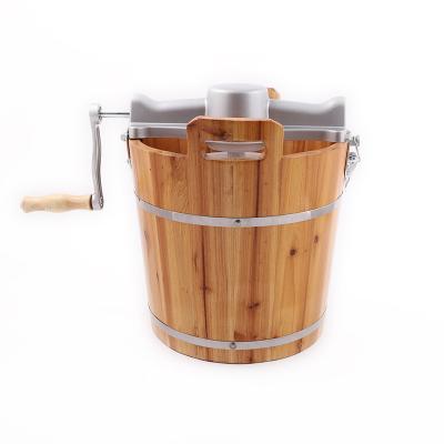 China Outdoor Manual Wooden Bucket with Crank No Electricity Portable Easy Operation Fruit Yogurt Frozen Ice Cream Maker for sale