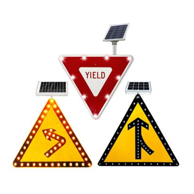 China Roadway Safty Led Traffic Sign Post Arrow Sign Railroad Crossing Flasher Sign for sale