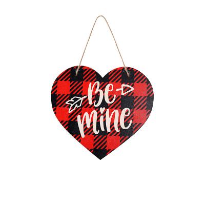 China Fabric Valentine's Day Party Decoration Wedding Wedding Decoration Love Be Mine Door Hanging Qixi Festival Pendant Decoration for sale