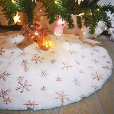 China Wholesale Christmas Day Ornaments Christmas Tree Decoration Decorative Christmas Tree Skirt for Christmas Home Decor for sale