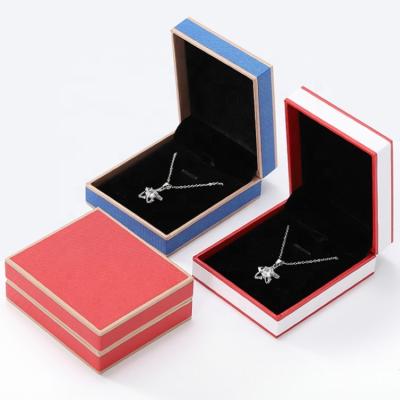 China Factory direct supply high quality straight corner paper jewelry box for necklace pendant plastic box with lines for sale