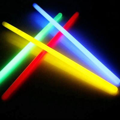 Chine Multi-couleur Big Glow Stick Non inflammable pour les événements Type d'article à vendre