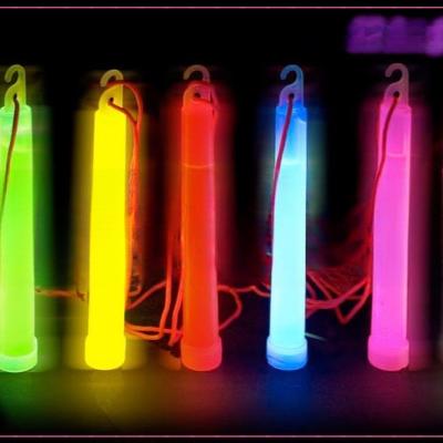 China 6 Inch Glow Sticks in Multi-Colors Ideal for Party Favors and Festival Decorations for sale