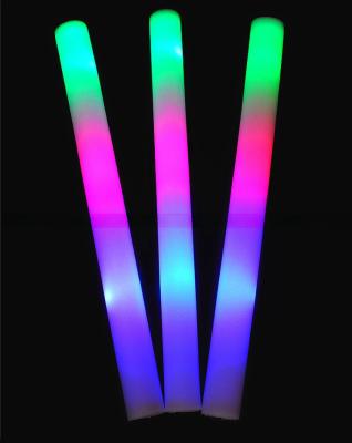 China LED Foam Glow Stick 48CM Red and Long-Lasting for Concert Festival Supplies Te koop