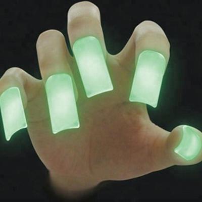 China 2 Years Shelf Time Assorted Colors Glow Finger Nail for Halloween Festival Favor Supply en venta