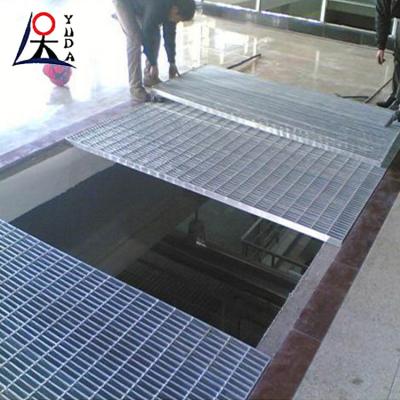 China Building Materials Low Price Galvanized Floor Steel Grating Plate for sale