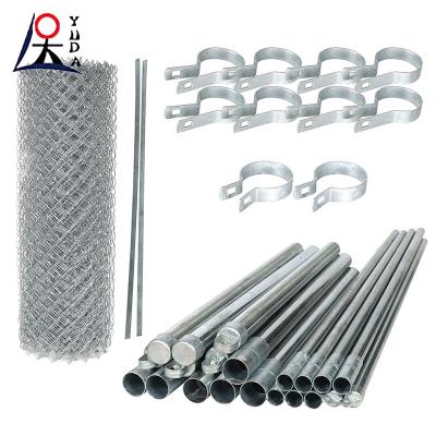 China 8ft 6ft Tall Galvanized Diamond Fence Cyclone Wire Mesh Chain Link Fence Roll for sale