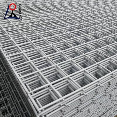 China Galvanized Steel Welded Mesh Metal Fence Gi Wire Weld Iron Wire Net for sale