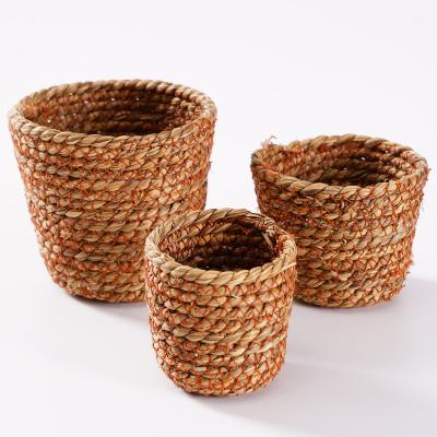 China Handmade Round Straw Woven Storage Vegetable Plankton Wholesale Hot Selling Viable Sundries Basket for sale