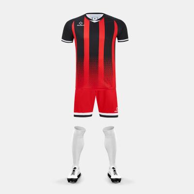 China Polyester Custom Design Polyester Sublimation Soccer Football Uniforms For Men zu verkaufen