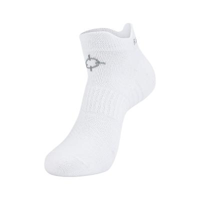 Chine Antibacterial Winter Mens Sports Shorts Booties Young Men Athletic Ankle Socks For Running Casual Type à vendre