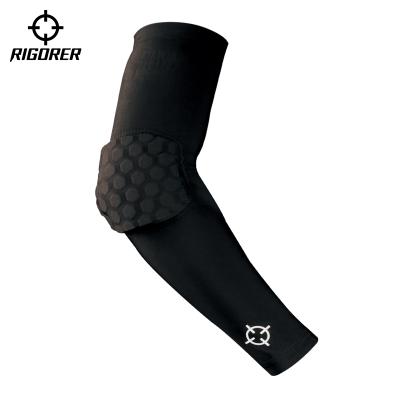 Κίνα Durable honeycomb arm protector anti-collision sleeve for all kinds of sports. προς πώληση