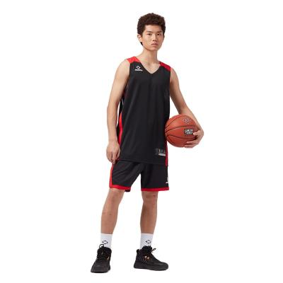 中国 Breathable sports wear basketball uniform polyester quick dry and breathable basketball tank top set for men 販売のため