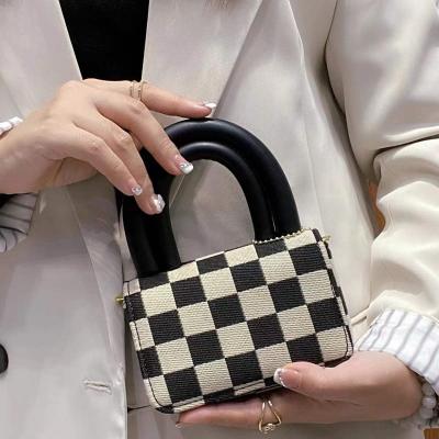 China 100% New Eco-Friendly Fashionable Mini Shoulder Purses Mixed Black and White Checkerboard Purses for Junior Small Handbag to Girl Purses for sale