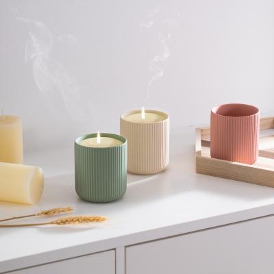 China Europe 13oz Fancy Empty Matte Rounded Vertical Stripe Votive Colored Candle Jars For Making Candles à venda