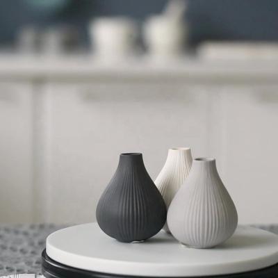 China High Quality From China Decorative Matte Ceramic Vase Tabletop Ceramic Vase Black And White Ceramic Vase zu verkaufen