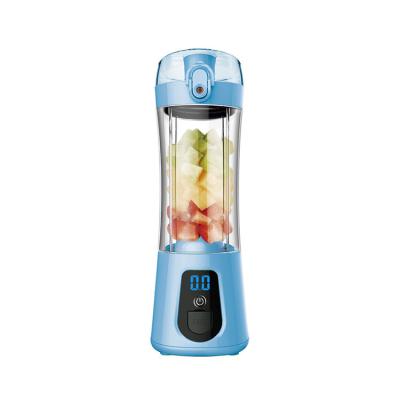 China Car Wholesale New Mini Portable Handheld USB Multifunctional Blender for sale