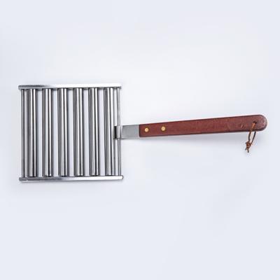 China Easily Cleaned Stainless Steel BBQ Sausage Roller Grill Hot Dog Roller With Wooden Handle for sale