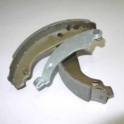 China For NISSAN CEDRIC 44060-0H525 K1756 After Market Premium Rear Drum Brake Shoes For Nissan Cedric Parts for sale