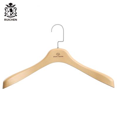 China Clip Showroom Plastic Wood Finished Clothes Plastic Clothing Hanger for sale