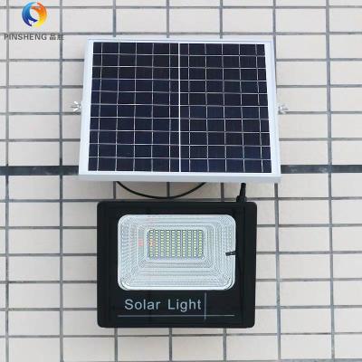 China IP65 100W Waterproof Outdoor Waterproof Garden Flood Light Outdoor Remote Control Solar Led Light for sale