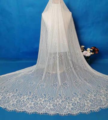 China Beautiful viable white Chantilly lace fabric for shawls, Mantilla, Victorian dresses for sale