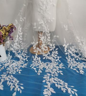 China Factory Price Factory Price 3D Flower Lace Fabric Bridal Soft Tulle Dress Fabric White Lace Fabric for sale