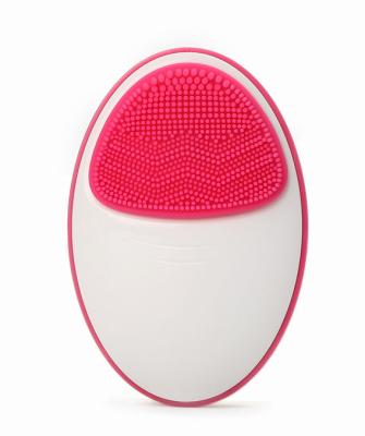 China Skin Tightening Silicone Brush Sonic Face Scrubbers Electric Face Detergent Massager Facial Cleaning Brush for sale