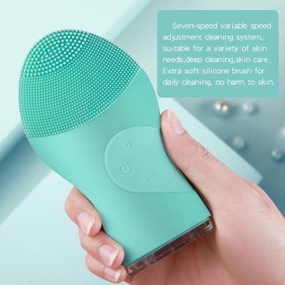 China Skin Tightening Facial Massager Brush Massager Waterproof Silicone Electric Facial Cleansing Brush for sale