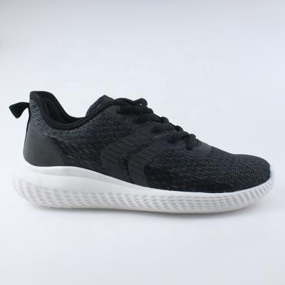 China Round Trendly Fashion Aesthetic Lightweight Trainer And Comfortable Fly Knit Shoes Women Sport Shoes for sale