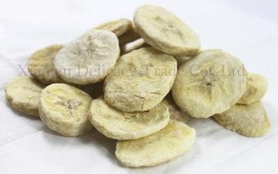 China Os petiscos liofilizados saudáveis dos frutos congelam a banana seca não cortam nenhuns preservativos à venda