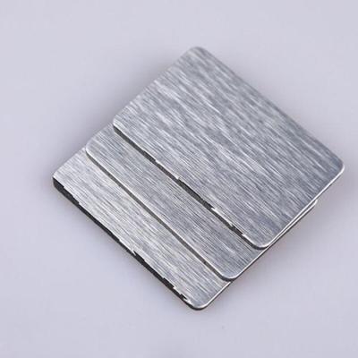 China Silberbrushed Aluminium Chapa de ACM mit 4 mm Paneldiecke und antistatischer Funktion zu verkaufen