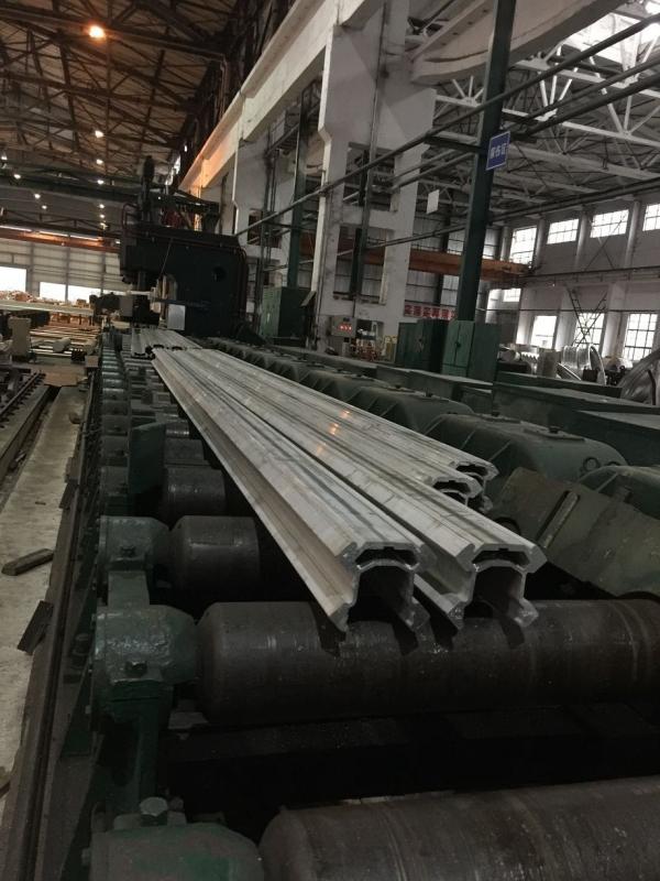 Fournisseur chinois vérifié - Chongqing Huanyu Aluminum Material Co., Ltd.