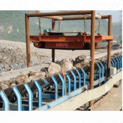 China High Magnetic Field Suspended Magnetic Iron Separator De-ironing Self-discharging Separator for sale