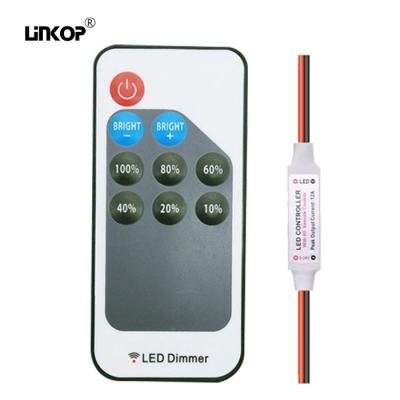 China Controlador LED RF de un solo color con llave remota 9 incluyendo batería Cr2025 en venta