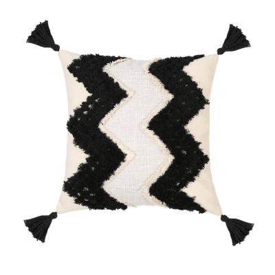 China Wholesale Style Anti-Slip Modern Decor Cushion Cover Throw Tuft Pattern Colorblock Chevron Pillow Cover With Tassel for sale