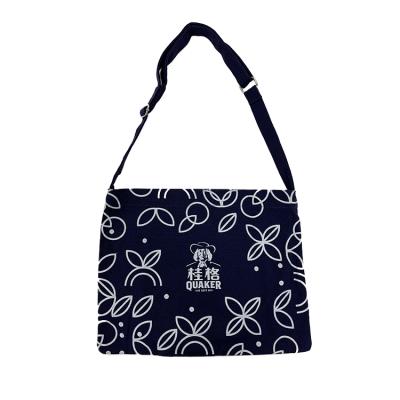 China Custom Made Eco-Friendly Black Cotton Handled Tote Bag Canvas Crossbody Bag Logo Strap Shopping Hot Sale Recycle for sale