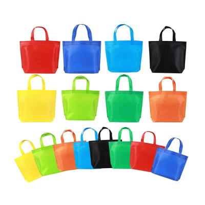 China Wholesale Hot Selling Handled Logo Recycled Custom Shopping Pp Nonwoven Bag for sale