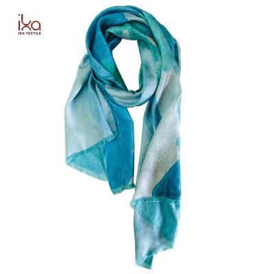 China 100% 16mm Silk 100% Twill Silk Double Sided Digital Printing Twill Silk Scarf for sale