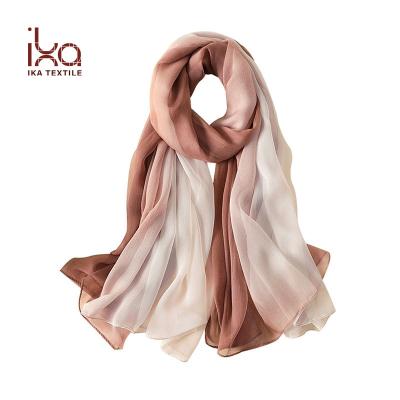 China Long Lightweight High Quality Two Tone Crinkle Hijab Scarf Malaysia 2018 for sale