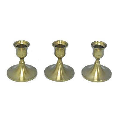 China Wholesale home decoration manufacturers direct sales table wedding candle holder metal bronze modern candle holder for sale