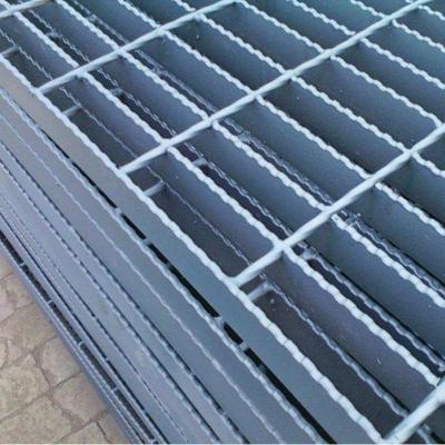 China Modern Heat Treated Galvanized Corrosion Prevention Grating / Hot Dipped Galvanized Steel Grating For Walkway for sale