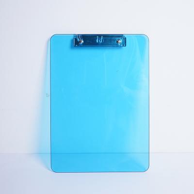 China Clear or Solid Color Easy Shape A4 Clipboard Clipboard Transparent Oval Plastic Clip Board for sale