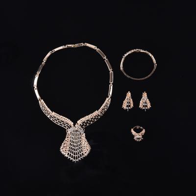 China Eco Friendly Gold Plated Necklace Set Dubai Bridal Jewelry Sets New Gold Plated Chain for sale