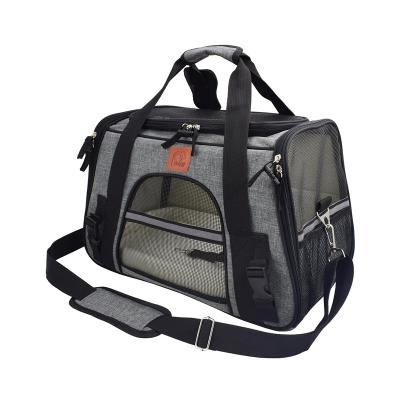 China Sustainable Pet Carrier Bag Cat Carriers Dog Carrier Pet Bag For Small Dog And for sale