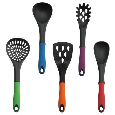 China Kitchen Sustainable Utensil Set 6 Pieces Accessories Tools Soup Spoon Cath Colander Spatula Shovel Spoon Nylon Cooking Nylon Spaghetti for sale