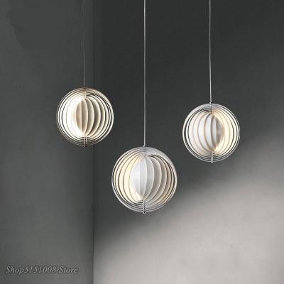 China Nordic Europe Pendant Lights Creative Design Personality Rotation Art Pendant Lamp Bedroom Dining Room Bar Decor Hanging Lighting Fixtures for sale