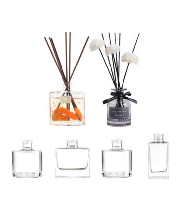 China Wholesale Personal Care Aromatherapy Handmade Air Fresher Decoration Glass Reed Diffuser Bottle for sale