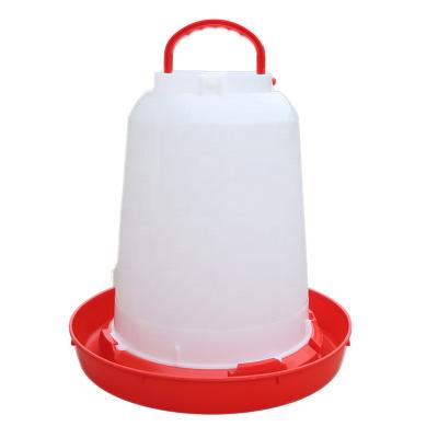 China 18L Manual Poultry Chicken Equipment Large Chicken Waterer Plastic Pupil Drinker for sale